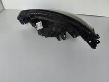 Load image into Gallery viewer, Frontscheinwerfer Renault Clio V 260108876R Rechts Scheinwerfer Headlight SCH7999415997yt