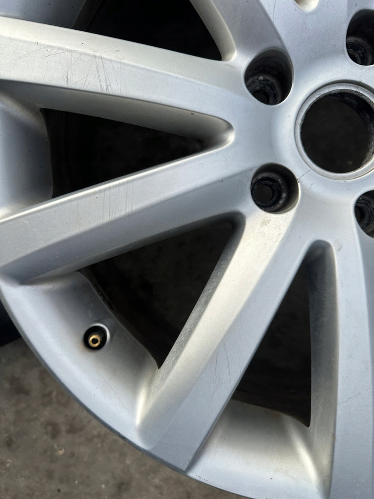 1x Alufelge 20 Zoll 9.0" 5x130 7L6601025P VW Touareg Rim Wheel FEL4805214079og