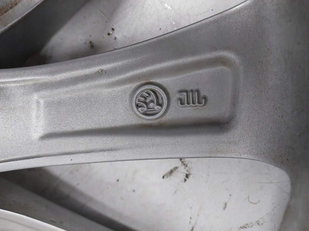 1x Alufelge 17 Zoll 46ET Silber 5E3601025AS Skoda Octavia Iv Rim Wheel FEL9958955801bo