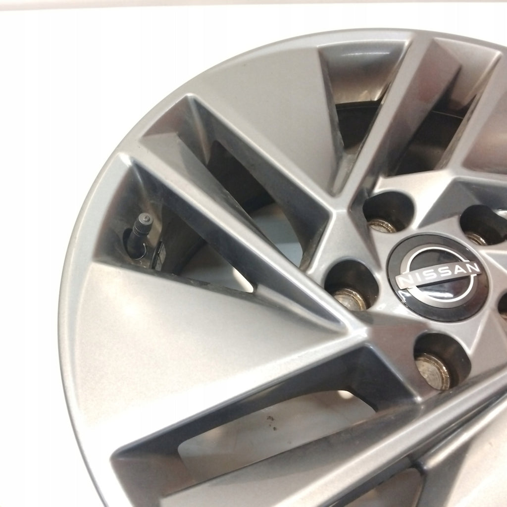 1x Alufelge 17 Zoll 7.0" 5x114.3 40ET MA156UA2A Nissan X-Trail I Qashqai J12 FEL3193857156if