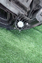 Laden Sie das Bild in den Galerie-Viewer, Frontscheinwerfer Mercedes-Benz W213 A2139067609 Rechts Scheinwerfer Headlight SCH7538437174im