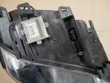 Laden Sie das Bild in den Galerie-Viewer, Frontscheinwerfer BMW E60 E61 Xenon Ein Stück (Rechts oder Links) Headlight SCH9868620388rx