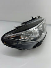 Laden Sie das Bild in den Galerie-Viewer, Frontscheinwerfer BMW F80 741078806 Rechts Scheinwerfer Headlight SCH5109832309ac