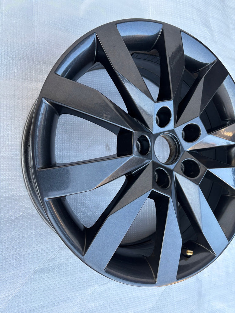1x Alufelge 17 Zoll 6.0" 5x112 48ET Glanz Silber 5E0601025N Skoda Octavia Iii FEL1783336601hk