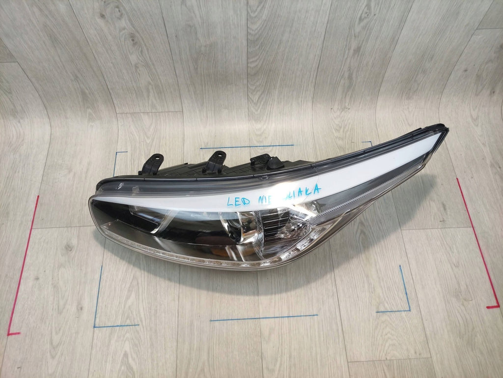 Frontscheinwerfer Kia Ceed 92101A2220 Links Scheinwerfer Headlight