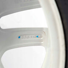 Laden Sie das Bild in den Galerie-Viewer, 1x Alufelge 17 Zoll 7.5" 5x120 40ET Glanz Silber 6761929 BMW X5 E53 Rim Wheel FEL5260614153nc