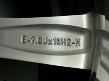 Laden Sie das Bild in den Galerie-Viewer, 1x Alufelge 18 Zoll 7.0&quot; 5x112 43ET Glanz Silber 83A601025 Audi Rim Wheel