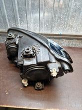 Laden Sie das Bild in den Galerie-Viewer, Frontscheinwerfer VW Caddy III 2K1941016A Rechts Scheinwerfer Headlight