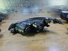 Laden Sie das Bild in den Galerie-Viewer, Frontscheinwerfer VW Golf VIII 5H1941036F Rechts Scheinwerfer Headlight SCH8710807123we