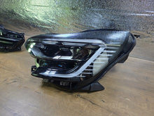 Load image into Gallery viewer, Frontscheinwerfer Renault Captur II 260608476 Ein Stück (Rechts oder Links) SCH7200104926kg