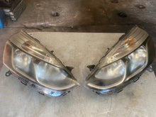 Laden Sie das Bild in den Galerie-Viewer, Frontscheinwerfer Renault Clio IV 260102796R 260601850R Rechts oder Links SCH1127119374fr