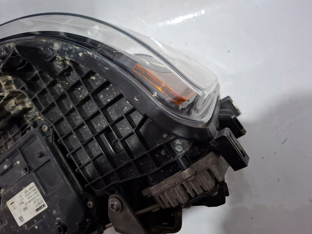 Frontscheinwerfer 2379882 LED Links Scheinwerfer Headlight SCH4824671391nw