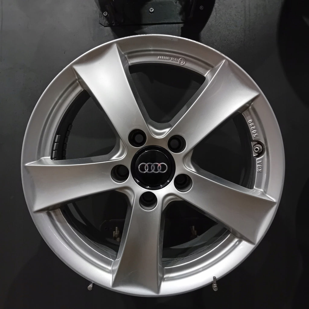 4x Alufelge 16 Zoll 6.5" 5x112 38ET Glanz Silber Audi Rim Wheel FEL8313133321gr