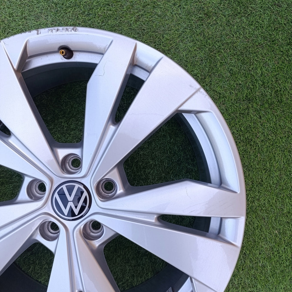 1x Alufelge 19 Zoll 7.5" 5x112 50ET 10A071499A 87169090 VW Id.3 Rim Wheel FEL9943308345ia