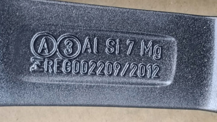 1x Alufelge 18 Zoll 8.0" 5x112 40ET Glanz Silber 8W0601025M Audi A5 A4 Rim Wheel FEL4791348788mj