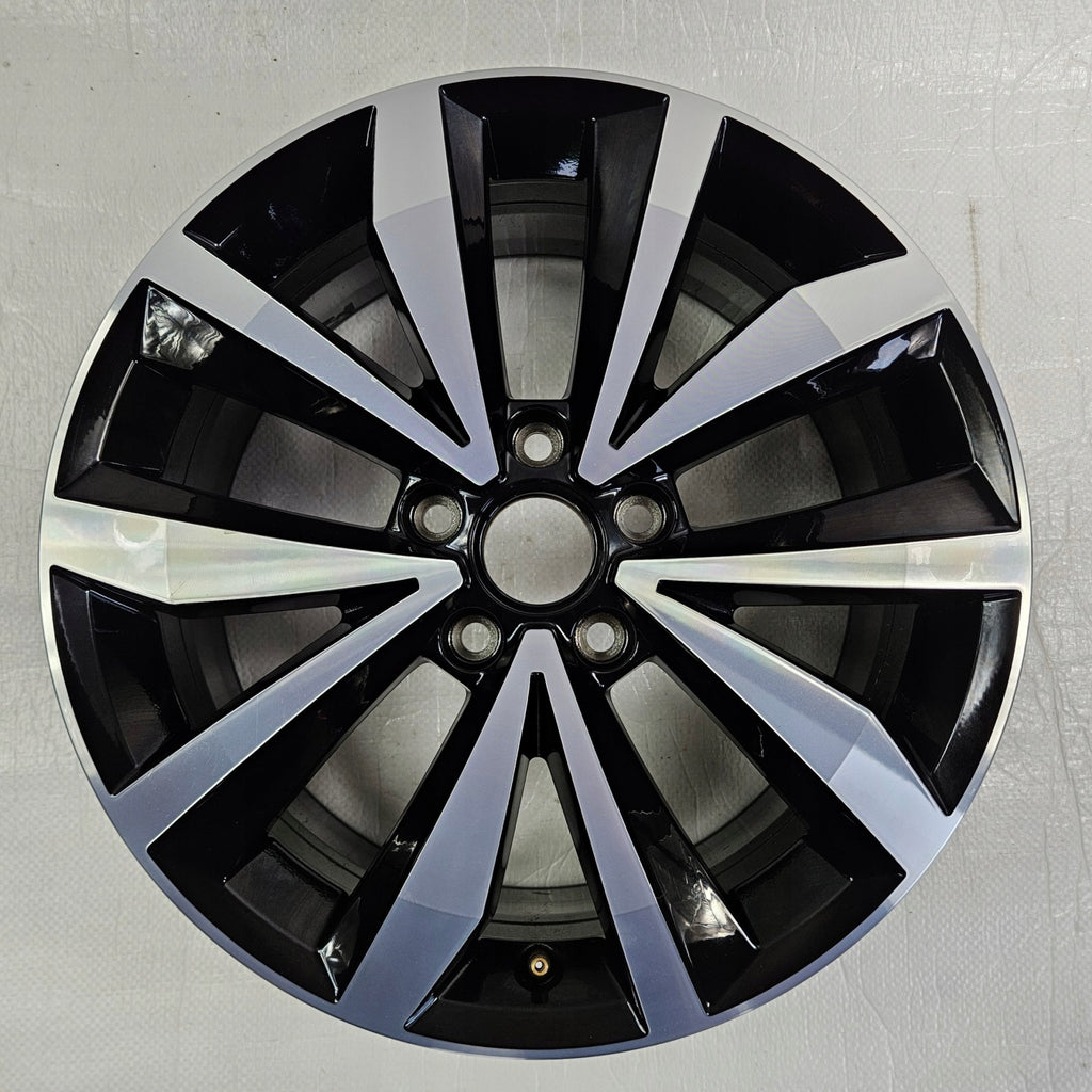 1x Alufelge 17 Zoll 7.0" 5x112 45ET 2GA601025B VW Tiguan Jetta Rim Wheel FEL1721332220to