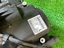 Load image into Gallery viewer, Frontscheinwerfer Audi A4 8K0941029J Xenon Links Scheinwerfer Headlight