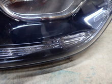 Load image into Gallery viewer, Frontscheinwerfer Hyundai Ix35 LED Ein Stück (Rechts oder Links) Headlight