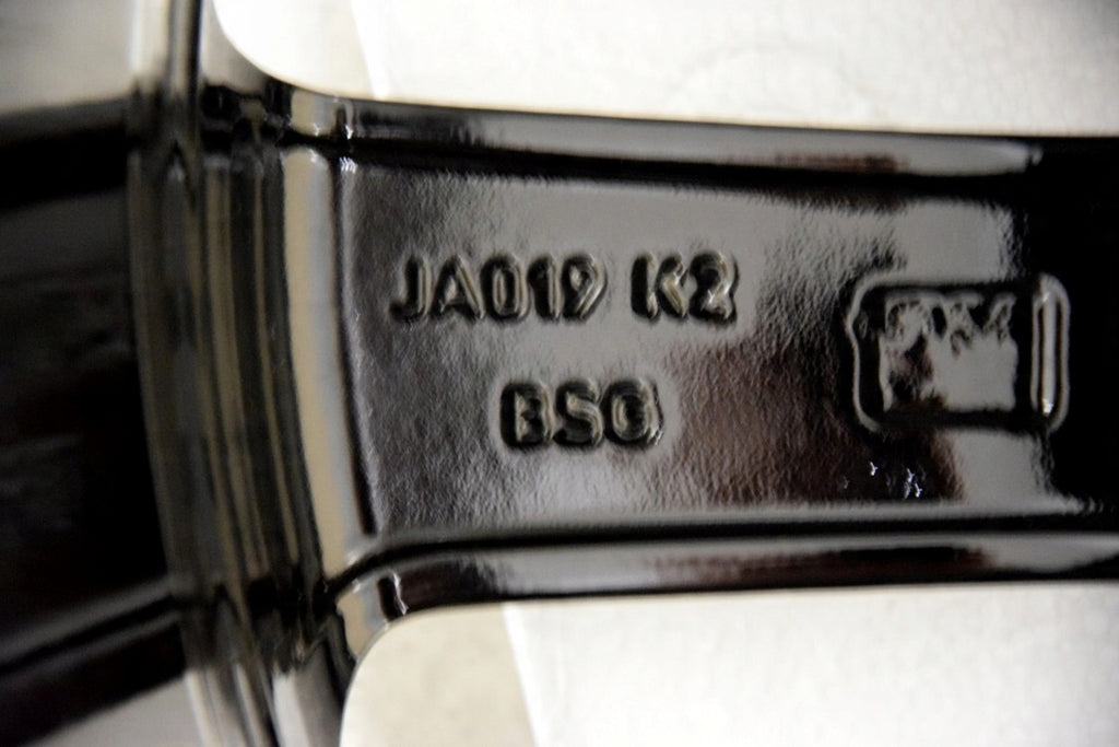 1x Alufelge 19 Zoll 8.5" 8x100 HK8M-1007-EA Jaguar F-Pace Rim Wheel