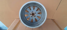 Laden Sie das Bild in den Galerie-Viewer, 1x Alufelge 18 Zoll 8.0&quot; 5x112 41ET A2224010902 Mercedes-Benz W222 Rim Wheel