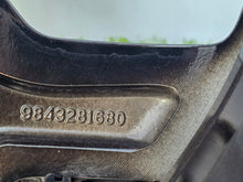 Laden Sie das Bild in den Galerie-Viewer, 1x Alufelge 18 Zoll 8.0&quot; 5x108 48ET 9843281680 Opel Astra L Rim Wheel