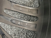 Laden Sie das Bild in den Galerie-Viewer, 2x Alufelge 17 Zoll 7.0&quot; 5x112 54ET 6898290 Mini F57 F56 F55 Rim Wheel