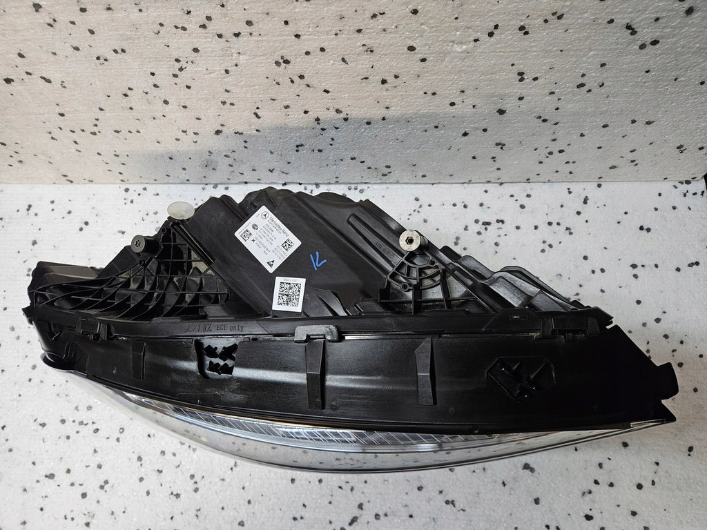 Frontscheinwerfer Mercedes-Benz W247 2479064204 Full LED Rechts Headlight SCH3342360467zy