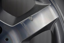 Laden Sie das Bild in den Galerie-Viewer, 1x Alufelge 18 Zoll 7.5" 5x112 63ET Glanz Silber A4634011102 Mercedes-Benz FEL8068566449hk