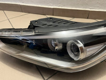 Load image into Gallery viewer, Frontscheinwerfer Hyundai I30 III 92102-G4100 Links Scheinwerfer Headlight