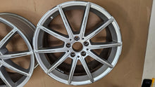 Laden Sie das Bild in den Galerie-Viewer, 1x Alufelge 19 Zoll 8.0&quot; 5x112 A1674010500 Mercedes-Benz Gle Rim Wheel