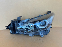 Laden Sie das Bild in den Galerie-Viewer, Frontscheinwerfer Mazda 3 Bm BACS-51040 Links Scheinwerfer Headlight SCH6797317342hy