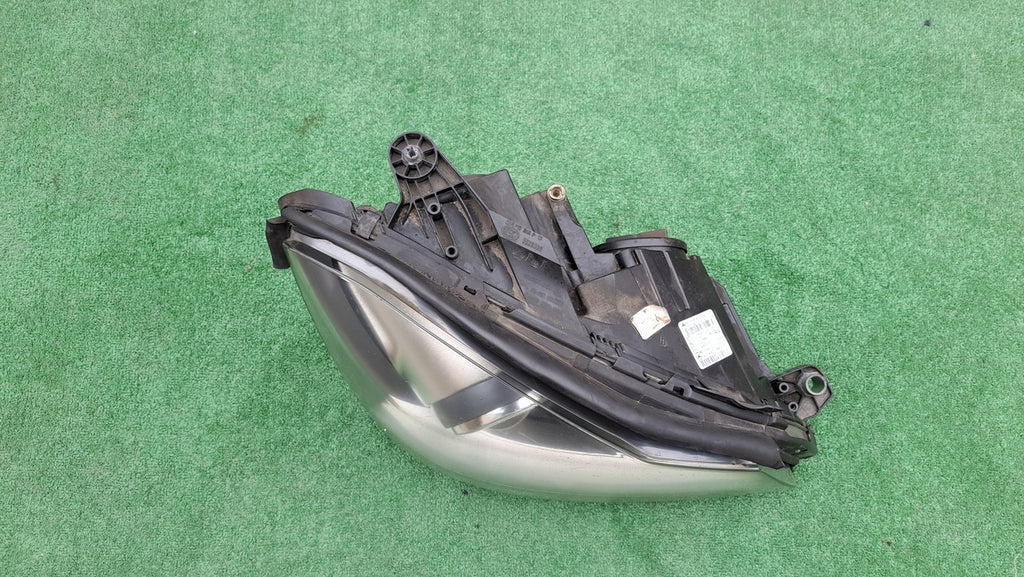 Frontscheinwerfer Mercedes-Benz W204 A2048204439 Xenon Rechts Headlight