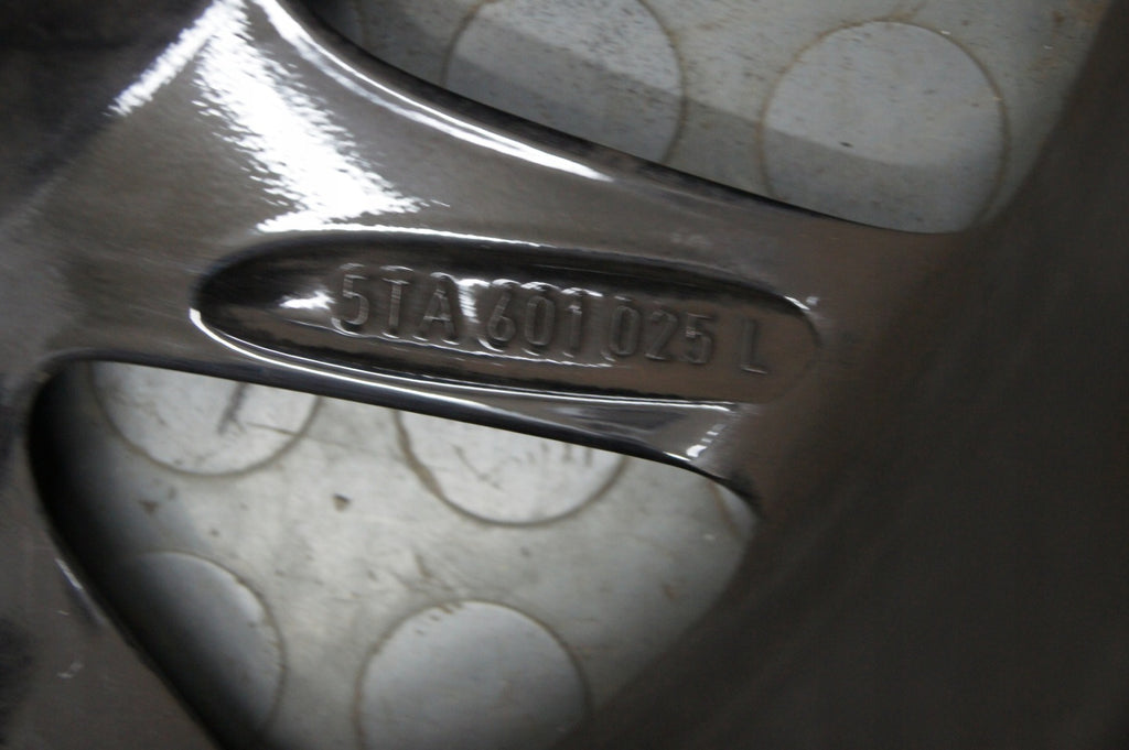 1x Alufelge 16 Zoll 6.5" 5x112 48ET 5TA601025K VW Touran Rim Wheel FEL1849448163oc