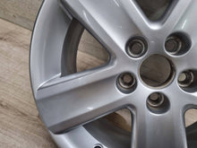 Laden Sie das Bild in den Galerie-Viewer, 1x Alufelge 16 Zoll 6.5" 5x100 43ET Glanz Silber 6Q0601025S VW Polo Iv Rim Wheel FEL6187193792mv