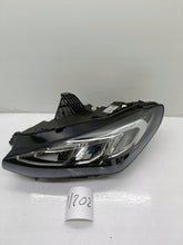 Laden Sie das Bild in den Galerie-Viewer, Frontscheinwerfer BMW 2 Active Tourer U06 5A42243 Links Scheinwerfer Headlight SCH4218497121zp