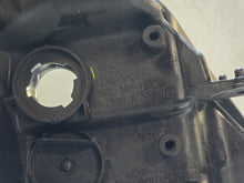 Laden Sie das Bild in den Galerie-Viewer, Frontscheinwerfer Honda Hrv Ru 18240442603 FALSE Scheinwerfer Headlight SCH2758000773hs