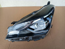 Load image into Gallery viewer, Frontscheinwerfer Toyota Yaris LED Ein Stück (Rechts oder Links) Headlight