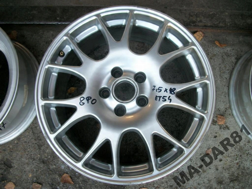 1x Alufelge 18 Zoll 7.5" 5x112 54ET Glanz Silber 8P0601025R Audi A3 Rim Wheel