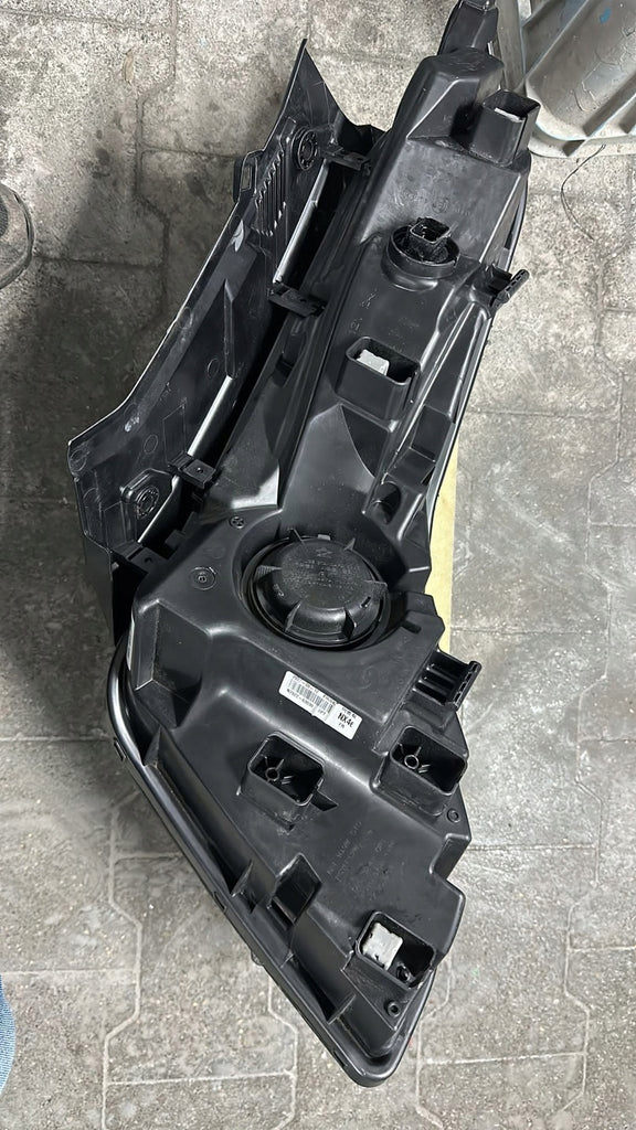 Frontscheinwerfer Hyundai Tucson 92208-N7100 Rechts Scheinwerfer Headlight SCH7285859665lu