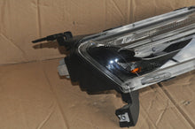 Laden Sie das Bild in den Galerie-Viewer, Frontscheinwerfer Dacia Spring 266008993R LED Rechts Scheinwerfer Headlight