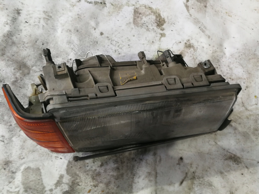 Frontscheinwerfer Mercedes-Benz W201 Rechts Scheinwerfer Headlight SCH8054962981cp