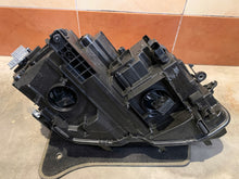 Laden Sie das Bild in den Galerie-Viewer, Frontscheinwerfer VW Tiguan 5NB941081E Links Scheinwerfer Headlight SCH3331408753bo