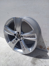 Load image into Gallery viewer, 1x Alufelge 18 Zoll 8.0&quot; 5x112 38ET Glanz Silber A2534012100 Mercedes-Benz Glc