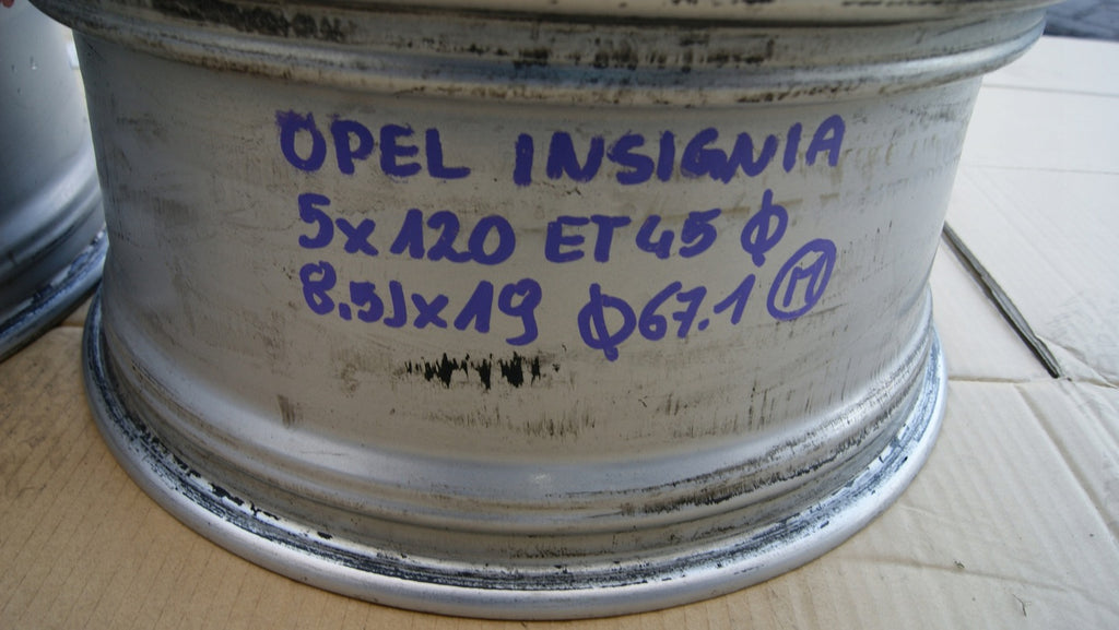 1x Alufelge 19 Zoll 8.5" 5x120 45ET 13235013 Opel X Rim Wheel