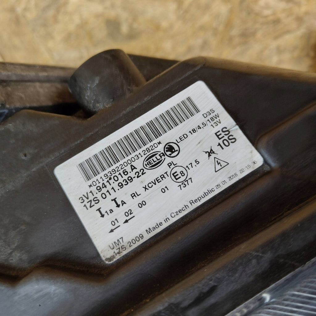 Frontscheinwerfer Skoda Superb 3V1941016A Xenon Rechts Scheinwerfer Headlight SCH1194427321rj