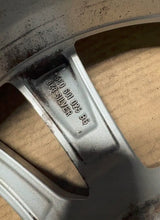 Load image into Gallery viewer, 1x Alufelge 17 Zoll 7.0" 5x112 49ET 5E0601025BG- Skoda Rim Wheel FEL8119227569ss