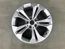 Laden Sie das Bild in den Galerie-Viewer, 1x Alufelge 17 Zoll 7.5" 5x112 52ET 6856065 BMW F39 F48 Rim Wheel FEL2217916343wg
