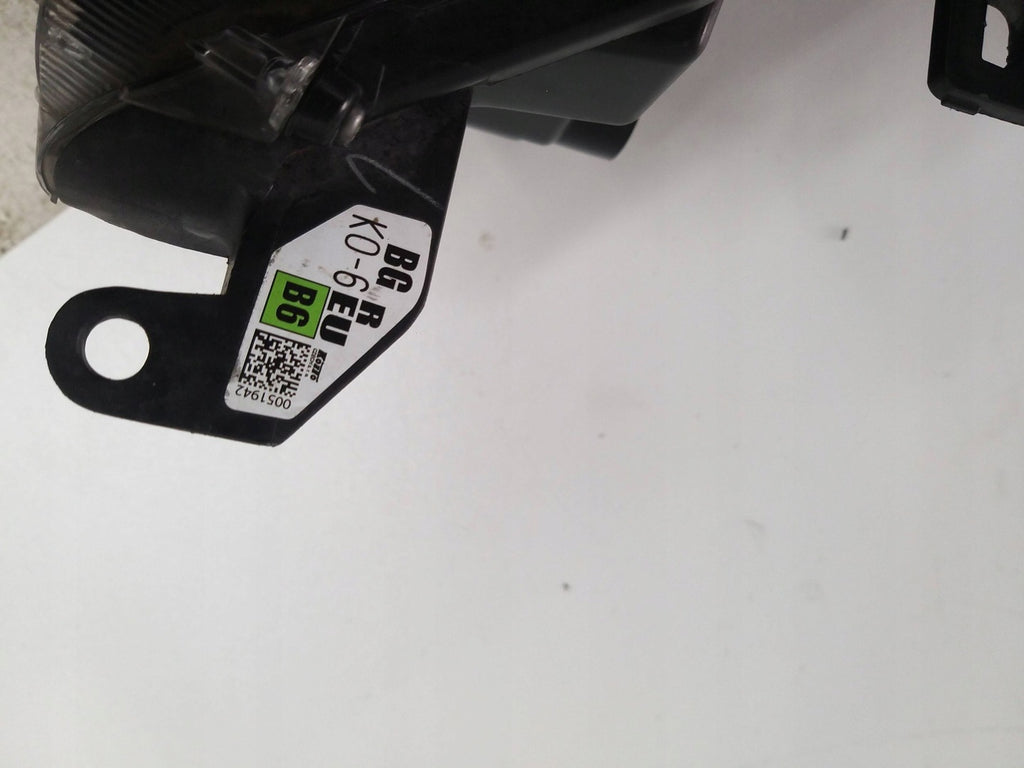 Frontscheinwerfer Toyota IV Yaris Rechts Scheinwerfer Headlight SCH5407612407ab