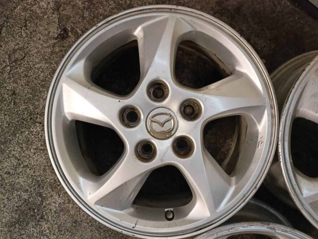 4x Alufelge 15 Zoll 6.0" 5x114.3 50ET Glanz Silber 560-C75 Kia Mpv Premacy FEL6644407889ve