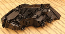 Load image into Gallery viewer, Frontscheinwerfer Audi Q7 4M0941012C LED Rechts Scheinwerfer Headlight SCH9565939748re